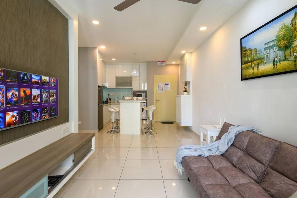 Pangsapuri 2r2b/cosy House/1~8pax/gurney/mansion One