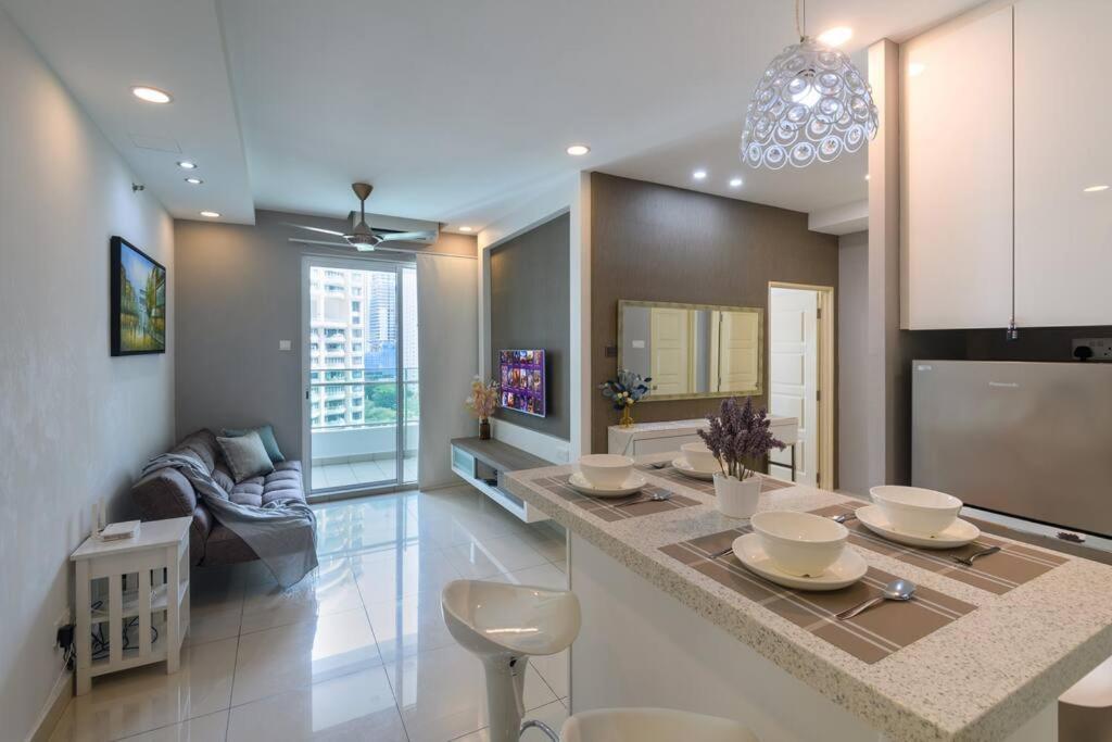 Pangsapuri 2r2b/cosy House/1~8pax/gurney/mansion One Georgetown